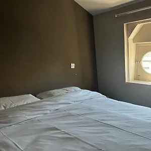 https://auberge-de-jeunesse-hi.aixenprovencehotels.org